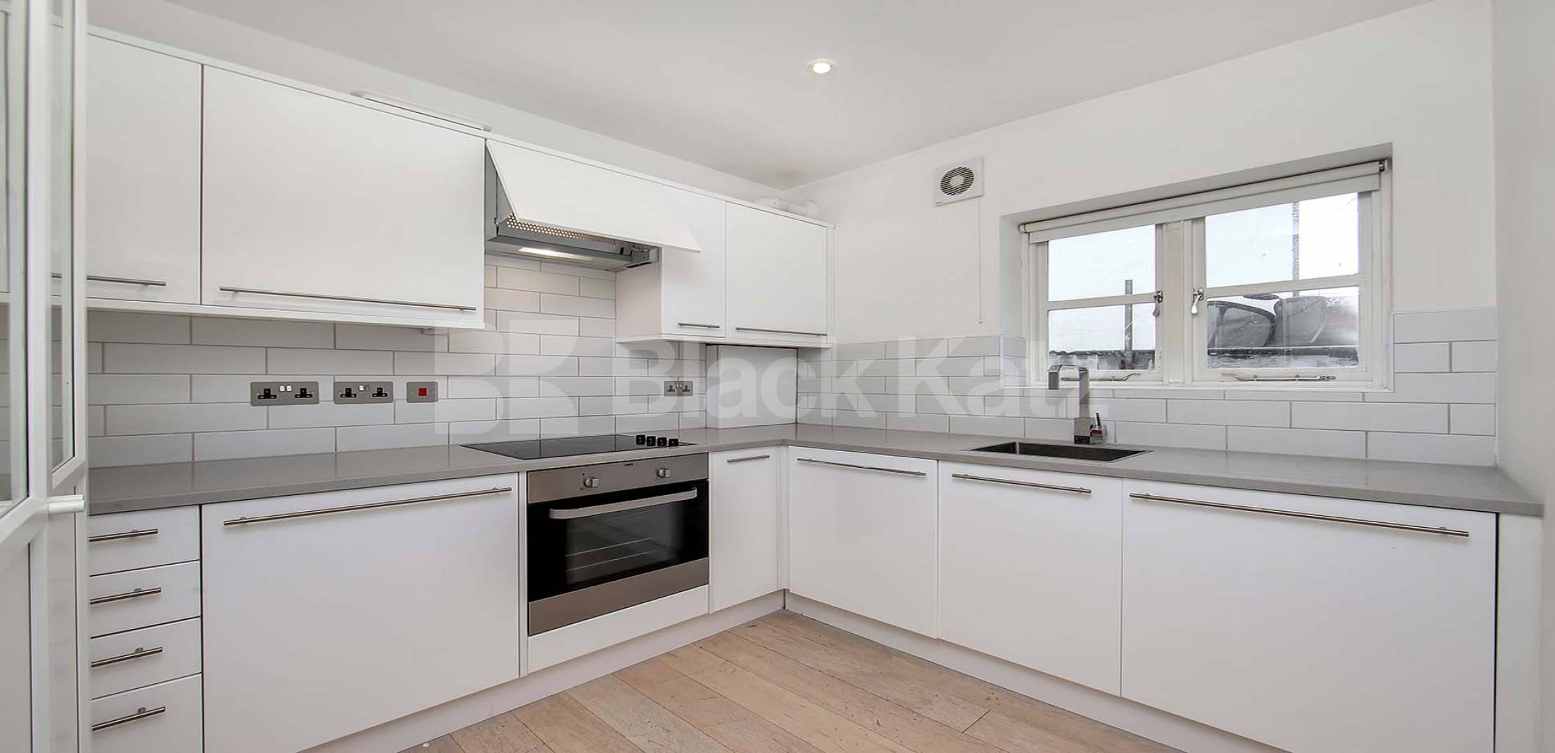 			NEW INSTRUCTION , 1 Bedroom, 1 bath, 1 reception Apartment			 Coldharbour Lane, Brixton